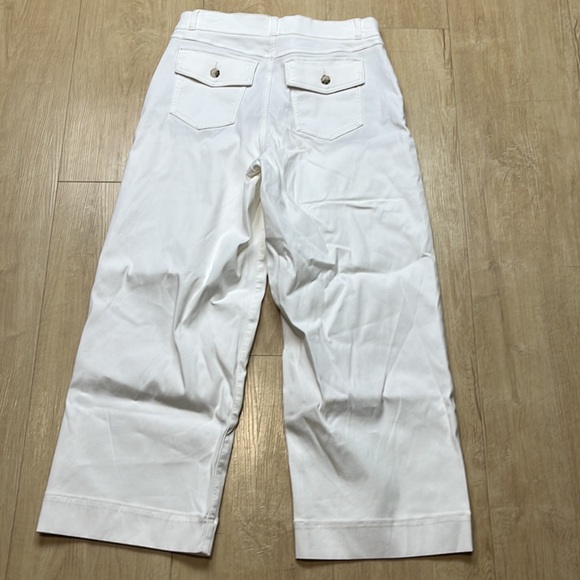 Spanx Stretch Twill Cropped Pant In Bright White, SIZE MEDIUM - Picture 5 of 7